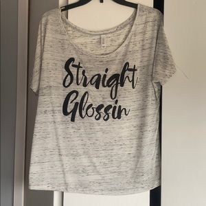 Straight glossin tshirt - medium